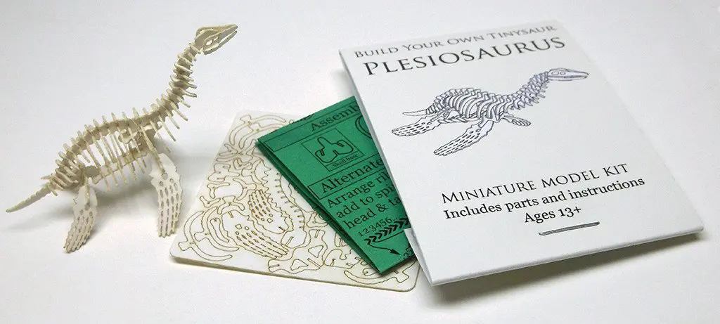 Plesiosaur miniature skeleton model with laser-cut bones and instructions by Tinysaur.us