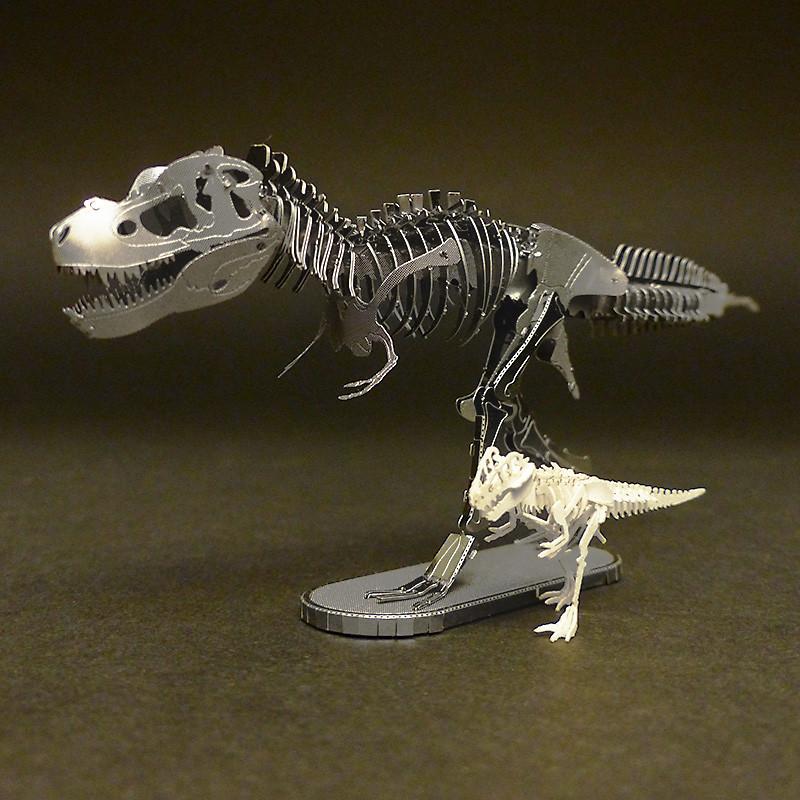 Stumpy arms and all - Metal Earth 3D Dinosaurs Tyrannosaurus Rex kit